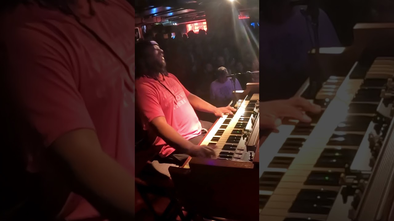 Delvon Lamarr Organ Trio Live in Paris