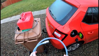 Using a jiggle siphon to move fuel from an outboard motor tank
