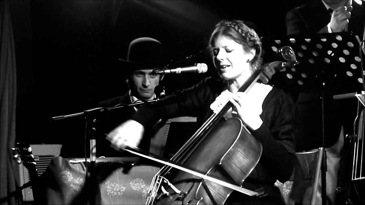 Vyvienne Long Spanish Train ('Songs That Scare Children', Whelans