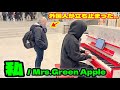 外国人が立ち止まる...ストリートピアノで『私 / ミセス🍏』を弾いたら素敵な出会いがありました!! 【&rdquo;キリン 午後の紅茶&rdquo;新CM】