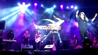 Hoy les presentamos a la Increíble Banda Pegasus アニメタル en el D...