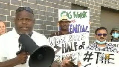 Drivers Protest Lyft