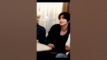 Eyes never liee😭: yeonbin staring at each other.....That