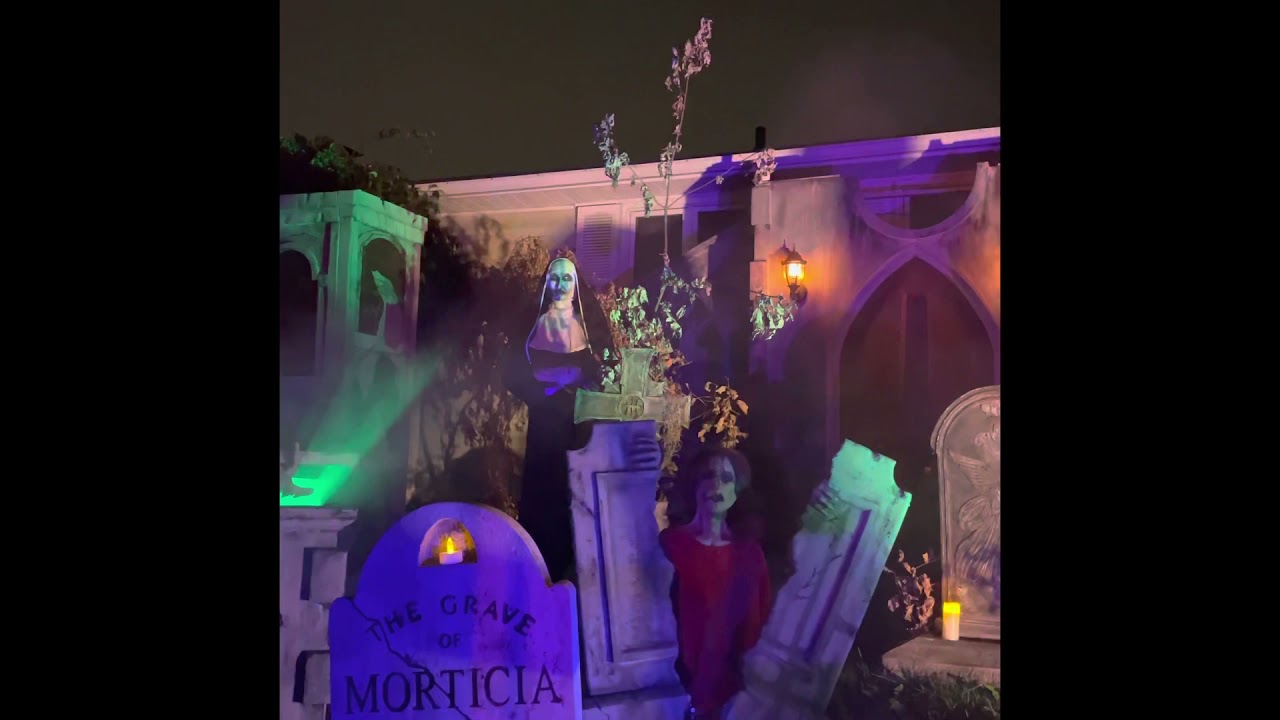 Oak Crest Cemetery Home Haunt 2021