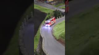 Feuerwehr Knuffingen auf Einsatzfahrt #DLK #HLF # MIWULA #modellbahn #modellbau