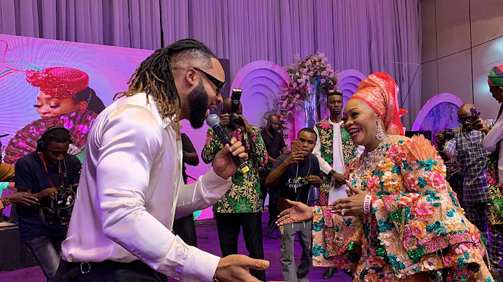 FLAVOUR SURPRISE PERFORMANCE FOR DR SIJU ILUYOMADE ON HER 60TH BIRTHDAY PARTY.