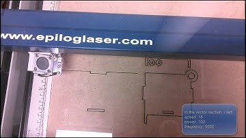 Making a box with a laser-cutter - Step 4 - Cutting the box