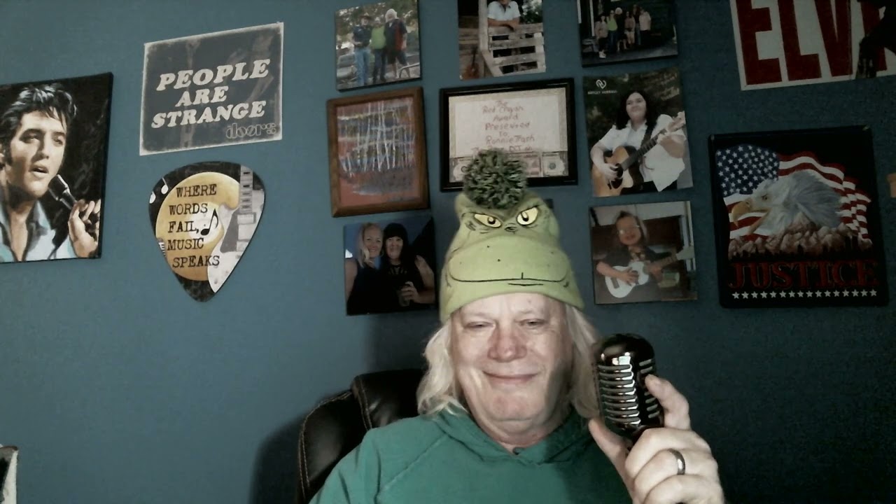 Mr. Grinch by Ronnie Trash