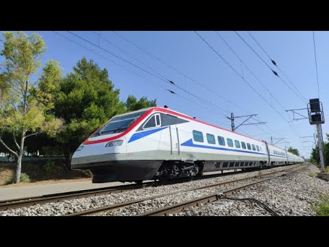 TrainOSE ETR 470 01 and 470 07 on more trial runs (4K)