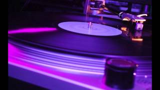 Daddy's Groove feat. Mindshake - Surrender.