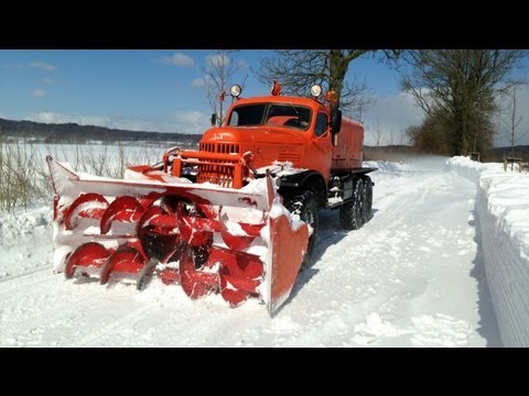 Видео: Как се поставят мъниста върху гума на снегорин?