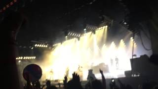 Mumford and Sons - I Will Wait (Leeds 2015) Part One