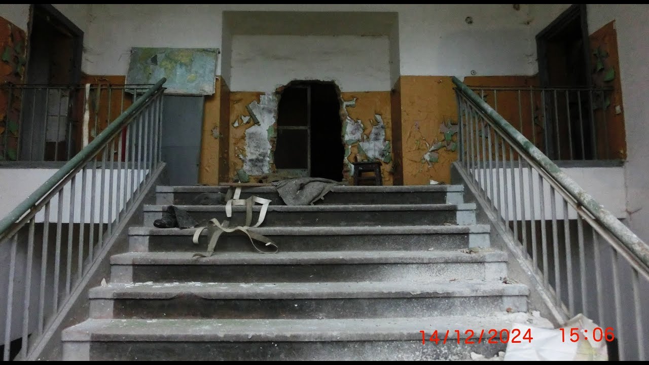 ГСВГ.Altes Lager.Лестничные пролеты казармы у столовой подразделений артбригады и др.в/ч 14.12.2024