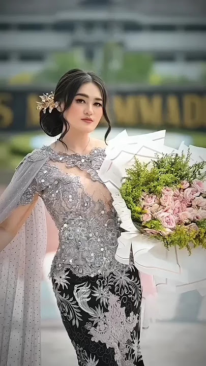 Kebaya Wisuda Terbaru Tahun 2024