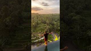 Quem você levaria para esse paraiso?!