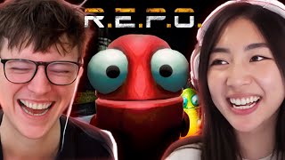 WE PLAYED THE NEW VIRAL HORROR GAME ( R.E.P.O )