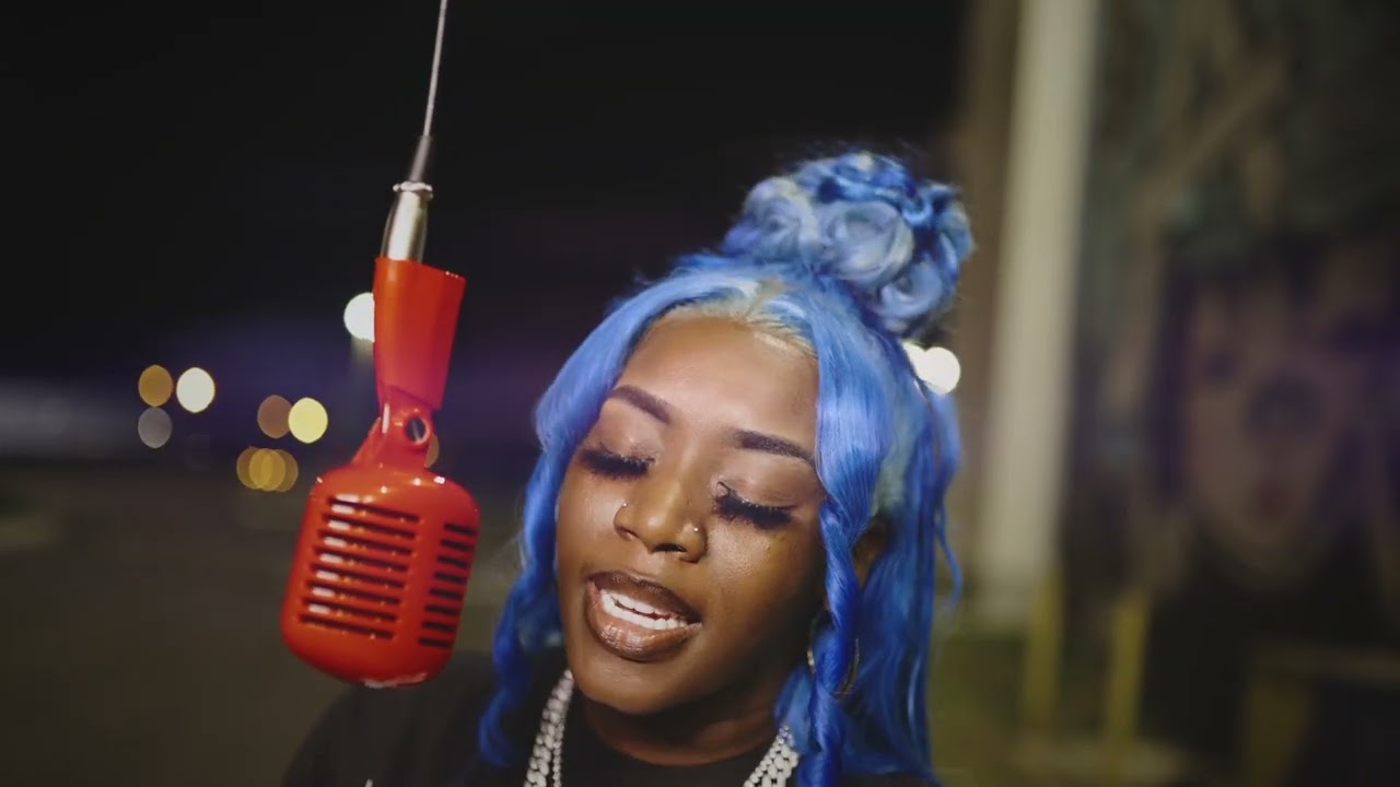 Yunique -Surrender Cover