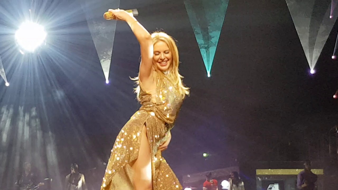 kylie minogue golden tour