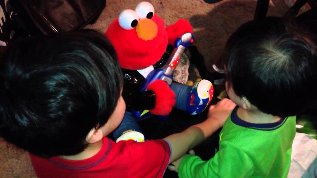 rock-and-roll-elmo-youtube