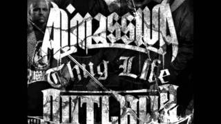 Massiv feat. Outlawz  Thug-Life HD 2011