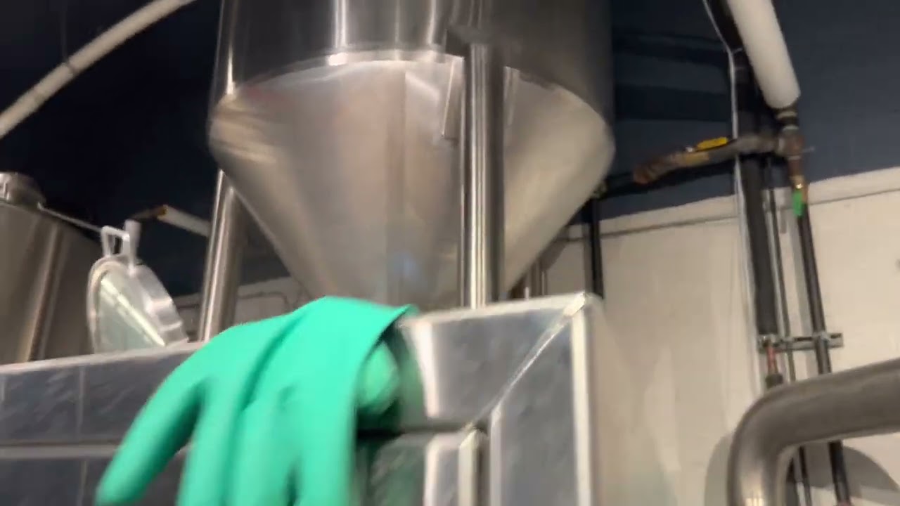 Glenbrook Brewery - Mashing In