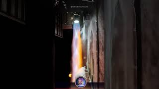 Motor Archimedes da Rocket Lab em chamas! capturadas em 7 de maio de 2026.