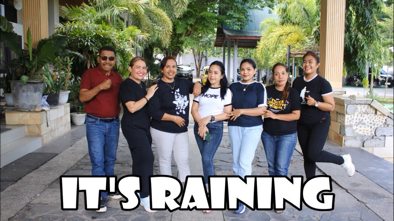IT'S RAINING - PNK Line Dance