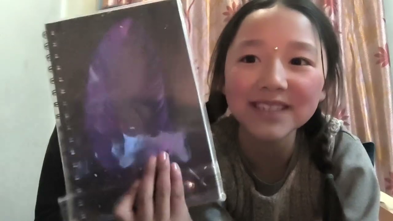 Colour exchange gift with my mama😍