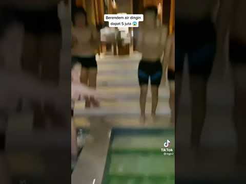 Video Nagita Slavina BIKINI di kolam renang VIRAL !!
