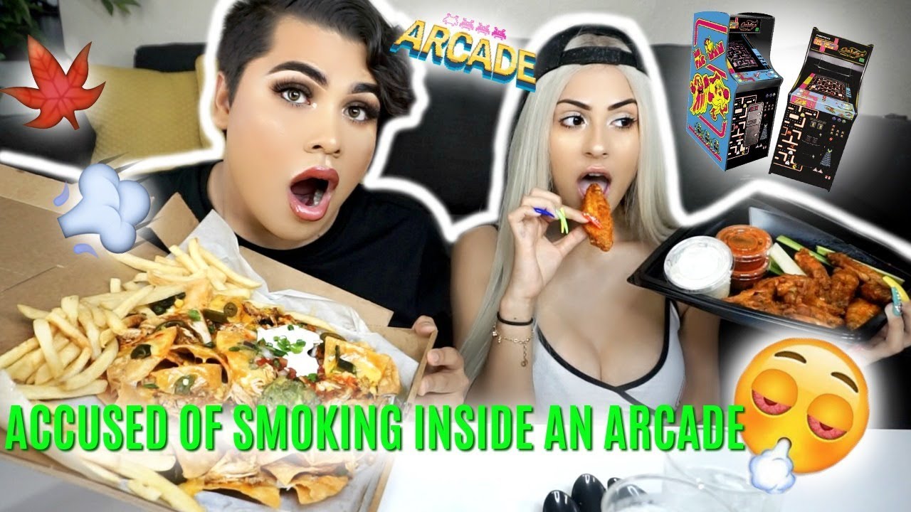 Getting Accused Of Smoking In An Arcade | Comiendo Con Nosotros *Mukbang*