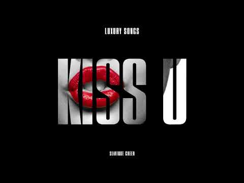 在 YouTube 上觀看「Slavique Green - Kiss U」