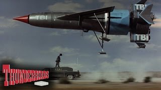 Scott Chases After The Reporters - Thunderbirds