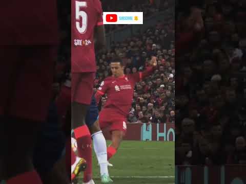 و يبقى سؤال مطروح هل لمسة الكرة الارض