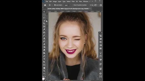 How to Fix Uneven Eyes in Photoshop #shorts
