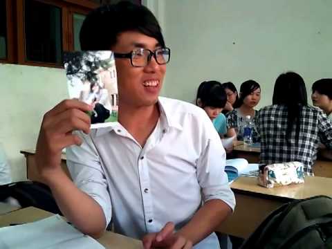 Video Sinh viên có giọng nói hay như MC - youtube