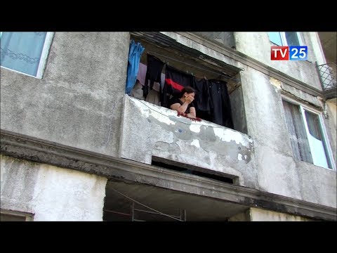 მშენებარე კორპუსი ტურისტულ ზონაში, რომელიც ვიზიტორებს ომის დროინდელი ნაგებობა ჰგონიათ