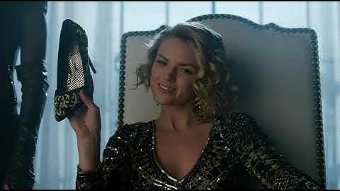 Gotham s03e16 kneeling