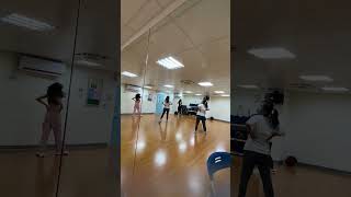 崇德中心 星期三晚上 8:00  K-pop MV班