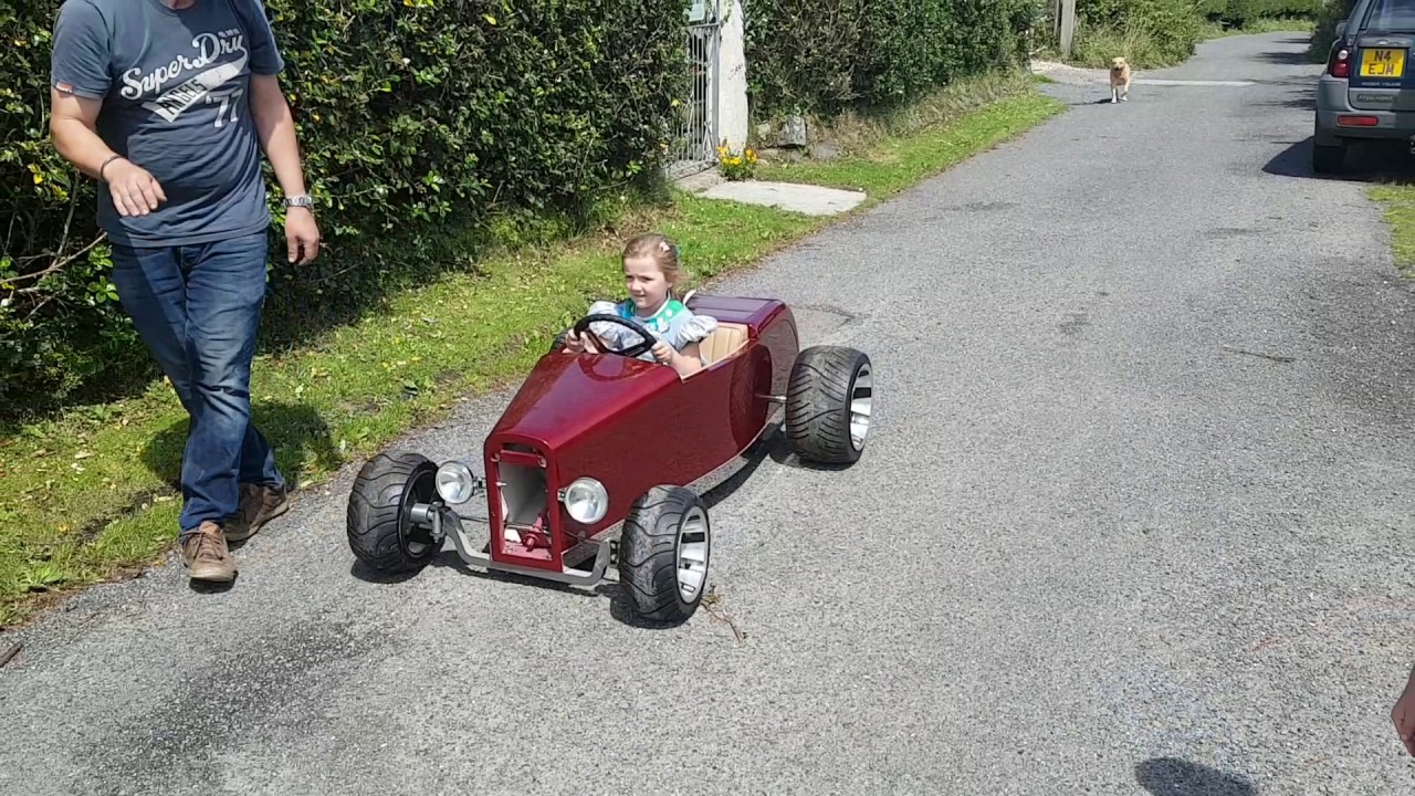 Children's vehicle/car/hotrod with petrol engine