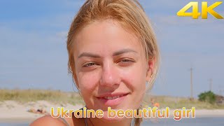 Ukrainian beauty smiles sweetly 乌克兰美女