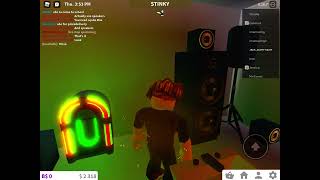 How to use speakers on bloxburg （block bucks required)