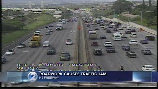 Holiday traffic on H-1 westbound slowed by state work lane closures