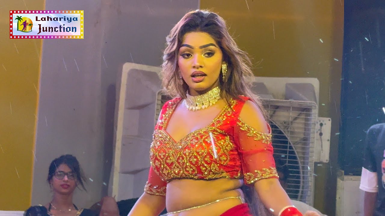 #pritipaswan - पिया छोड़ दिही न || Piya Chhod Dihin Na -#Priti Paswan Stage Program 2024