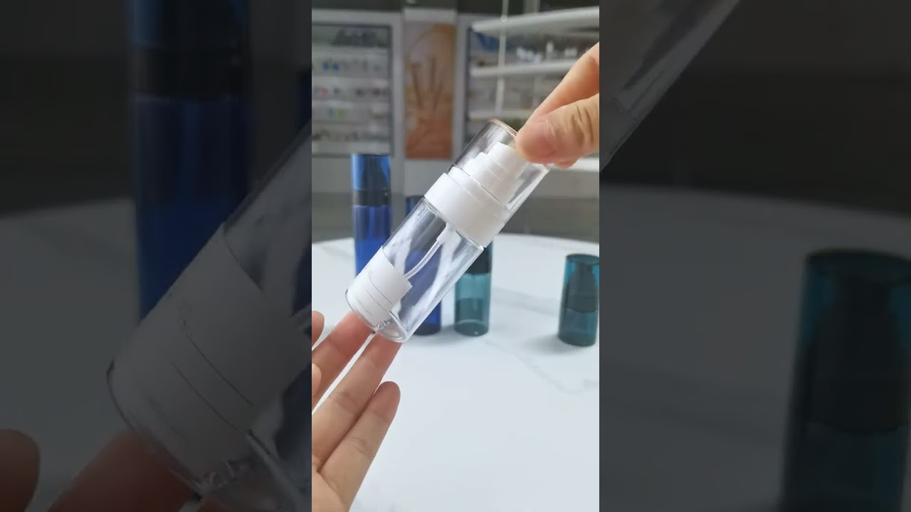 Fine mist spray bottle 