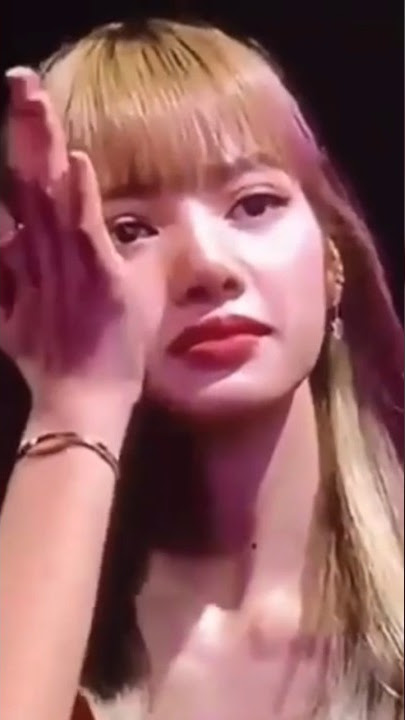 blackpink lisa 💖 crying 😠moments #blackpink #lisa #crying #shorts ðŸ˜