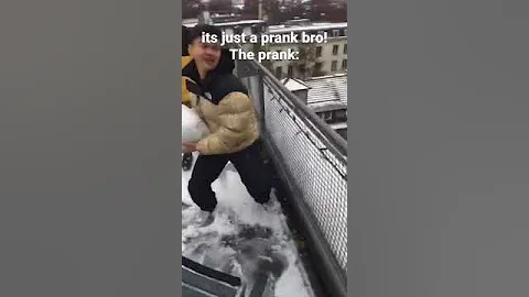 #prank#snow#snowball#winter#funnyshorts#memes