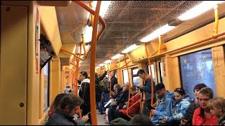 картинка: 81-7021-21012 на Сырецко-Печерской линии (28.10.2019)