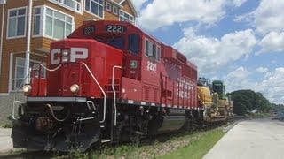 CP 2221 (GP20C-ECO) Pulls John Deere Construction Equipment