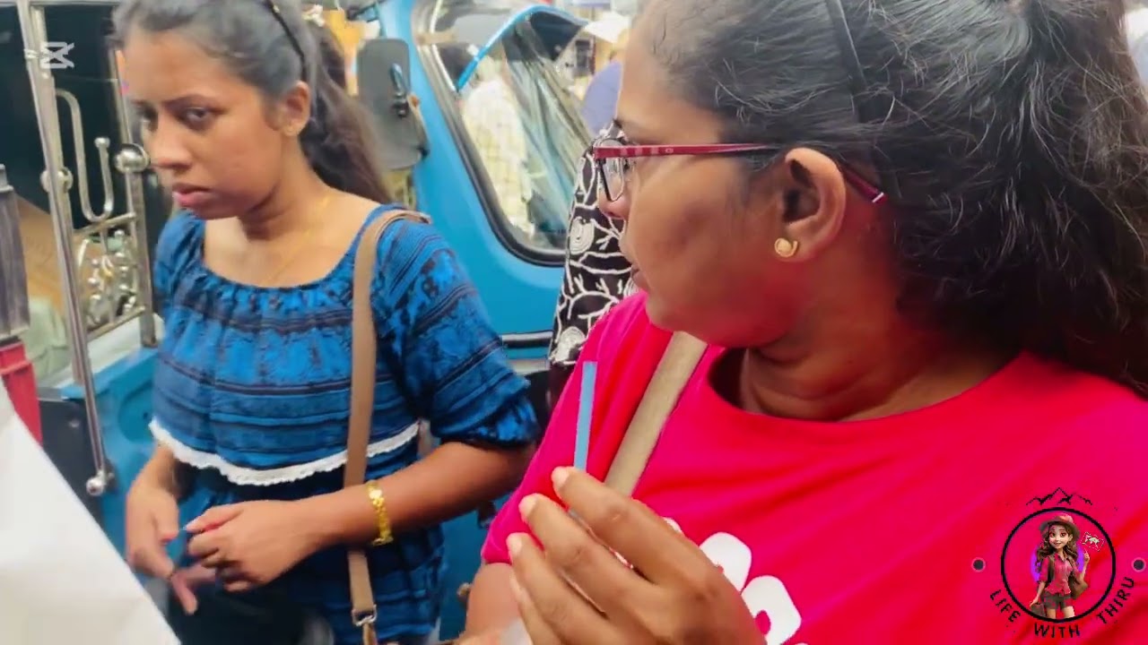 මාත් එක්ක යමු පිටකොටුවෙ රවුමක්| අම්මා එක්ක😁🛍️#pettha #shopping #withmom 