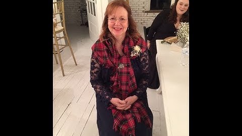 Fold-over scrapbooking page